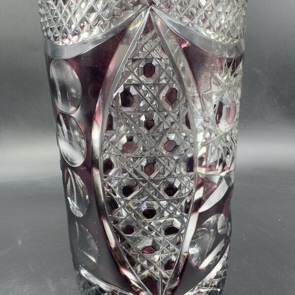 Vintage Amethyst Cut To Clear Glass Vase Portrait of Pope John Paul II Heavy VTG - Picture 8 of 16